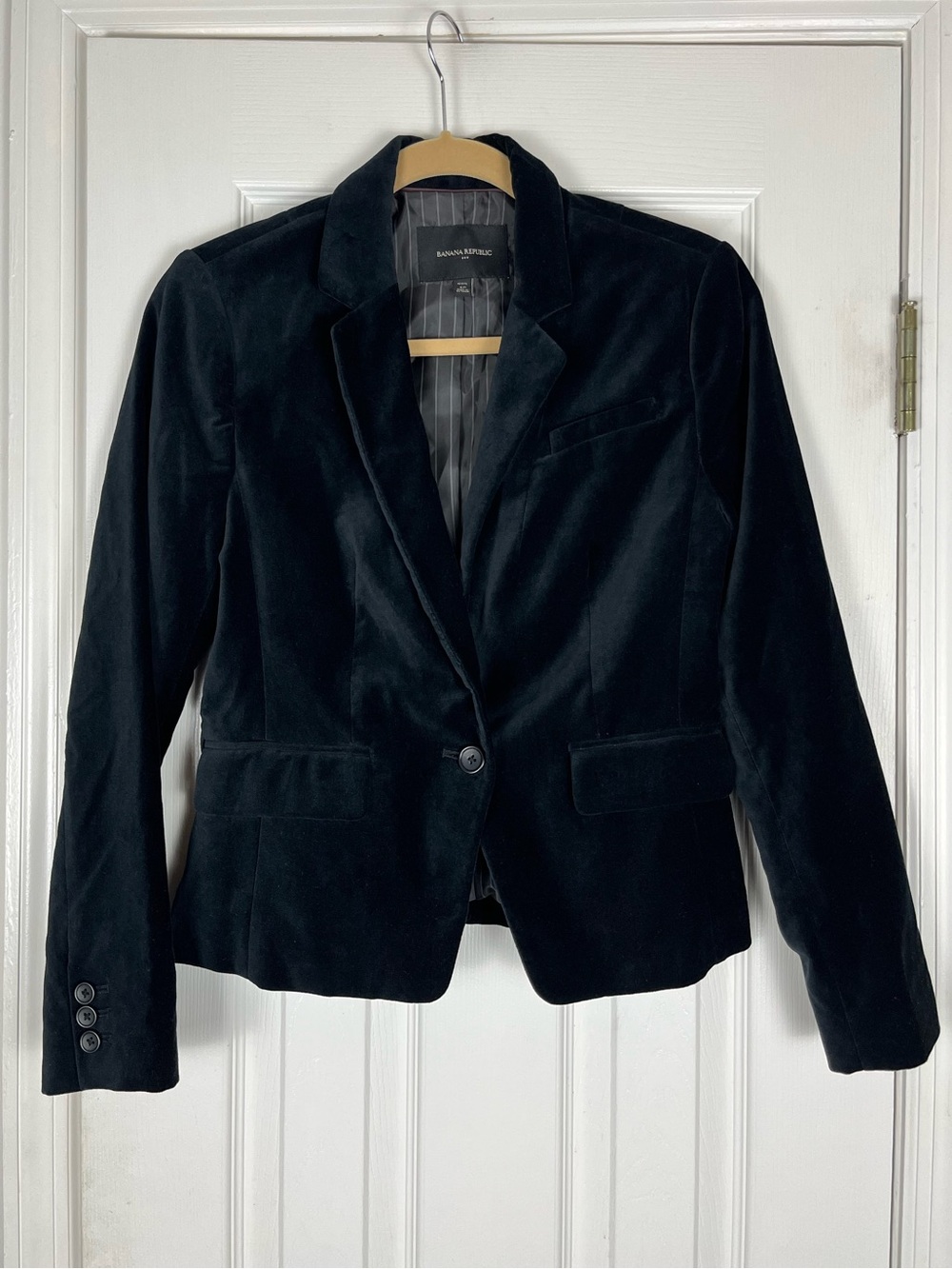Banana Republic Black Velvet Blazer Women’s 6 Petite Cotton